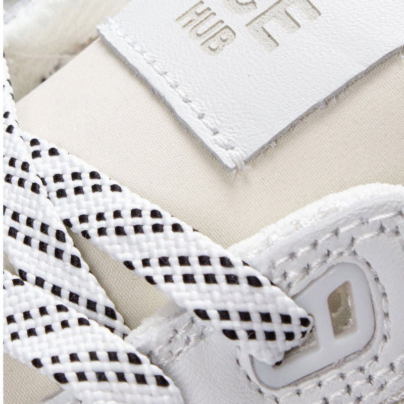 HUB Ace 25 | White/Black | Men
