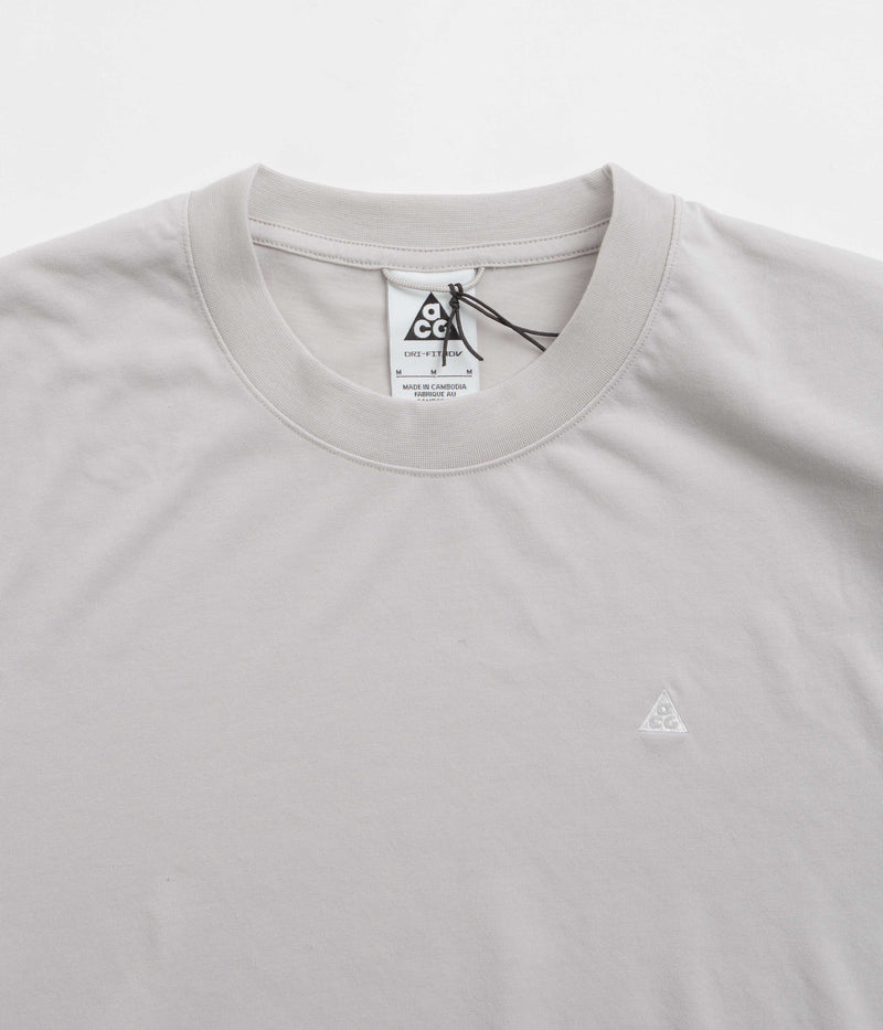 Nike ACG Goat Rocks Long Sleeve T-Shirt in Light Iron Ore and Summit White