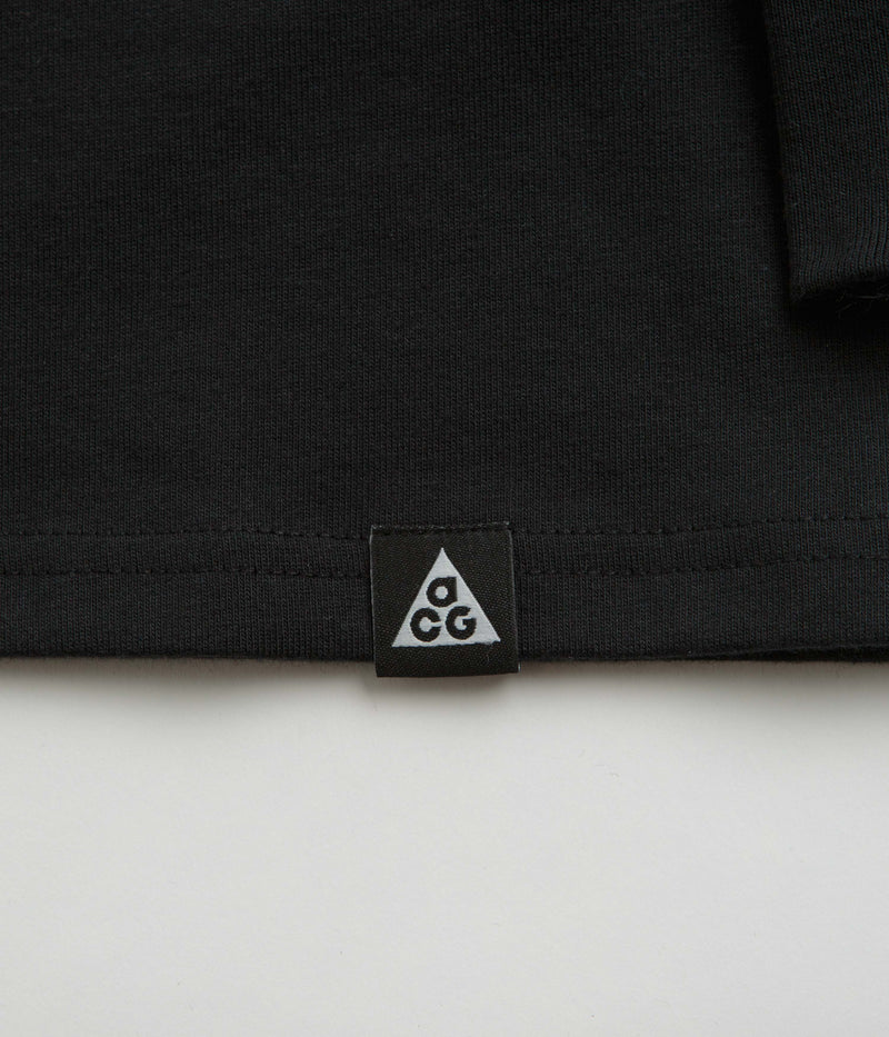 Nike ACG Hike Snacks Long Sleeve T-Shirt in Black