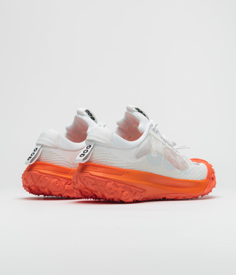 Nike ACG Mountain Fly 2 Low Shoes in Summit White and Summit White and Black