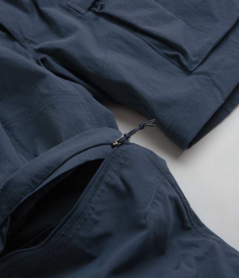 Nike ACG Smith Summit Cargo Pants in Thunder Blue and Black / Summit White