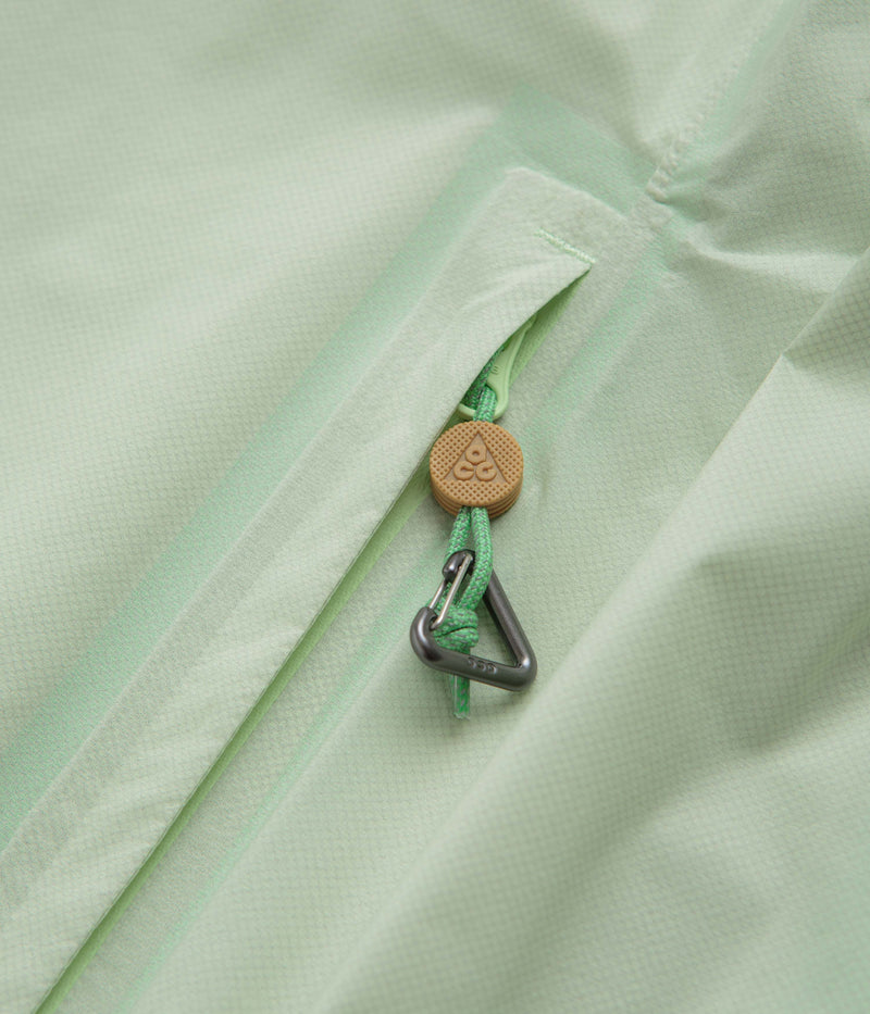 Nike ACG Trail Snacks Jacket in Vapor Green and Reflective Silver