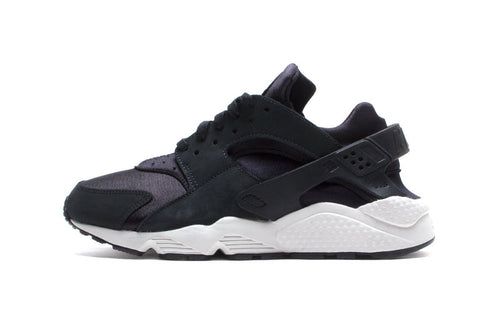 Nike Air Huarache LE