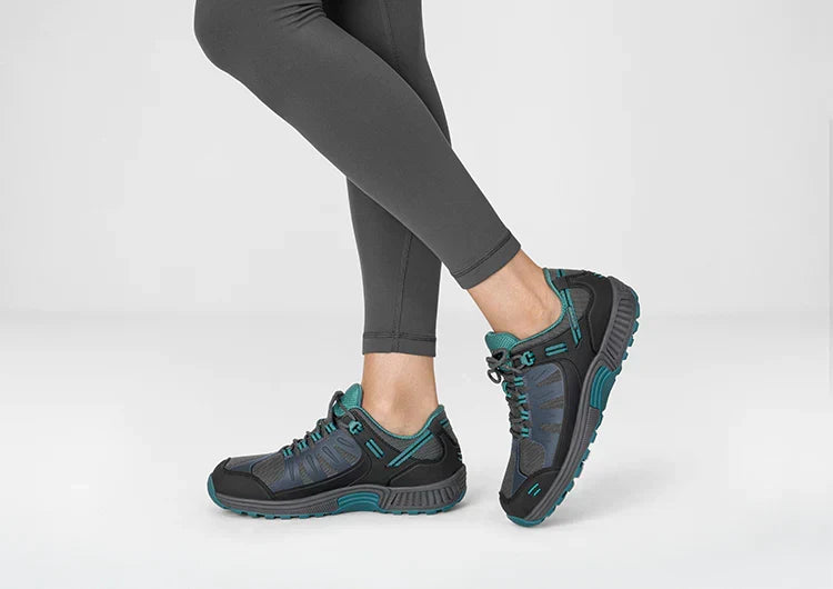 Women's Orthofeet Alma Waterproof in Charcoal. Sku: 847-2E