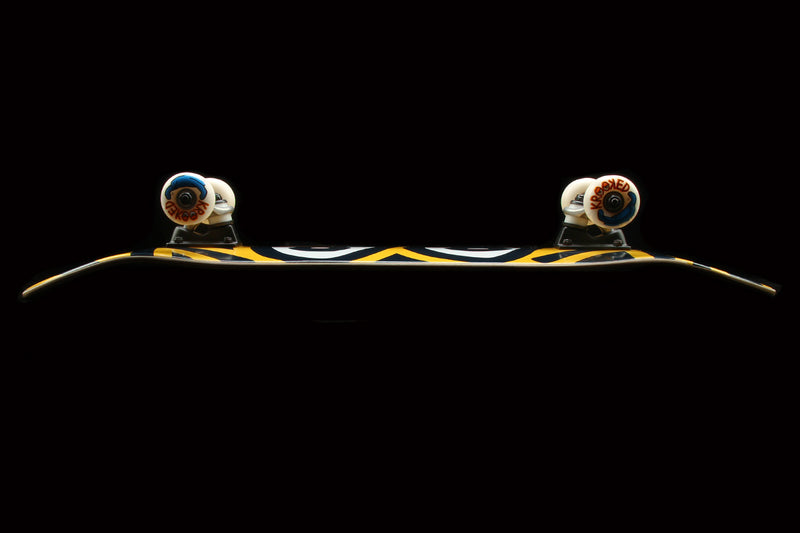 Big Eyes Yellow/Black Complete Deck 8.25"