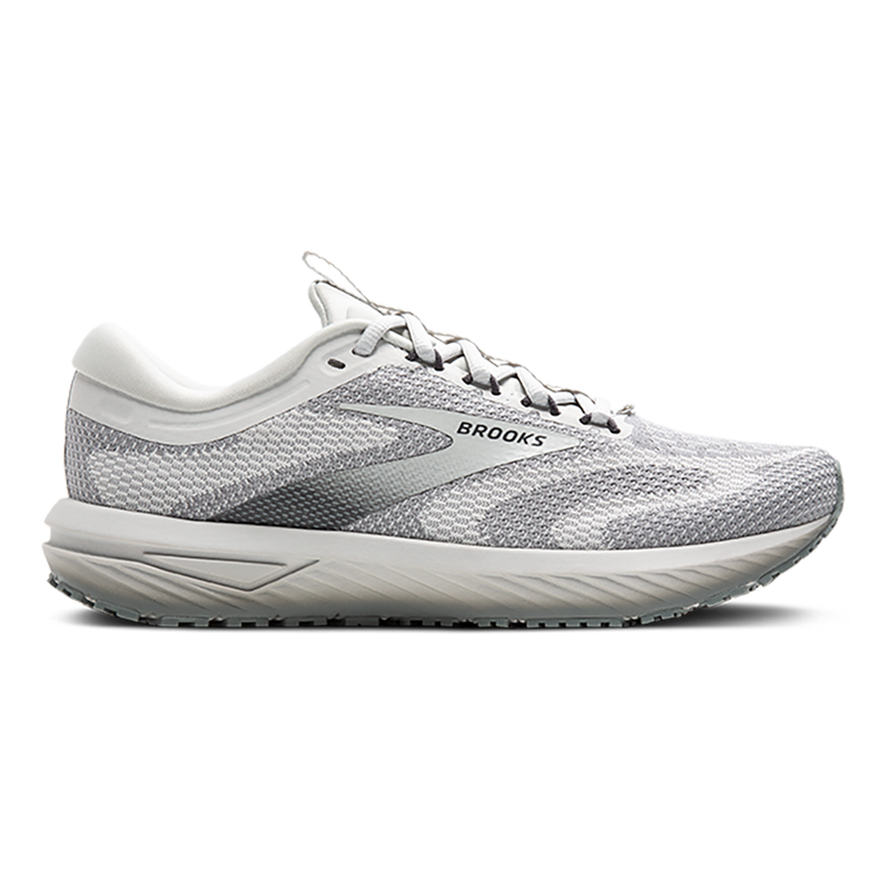 Brooks Revel 7