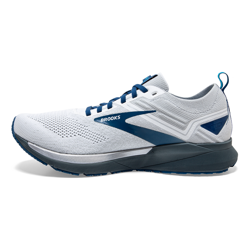 Brooks Ricochet 3