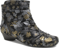 Quarter turn view Women's Ziera Footwear style name Camryn W in color BLK MET SD. Sku: ZR10953BTJSU