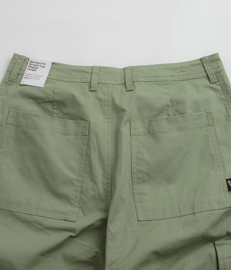 Nike Club Cargo Pants in Oil Green and Oil Green
