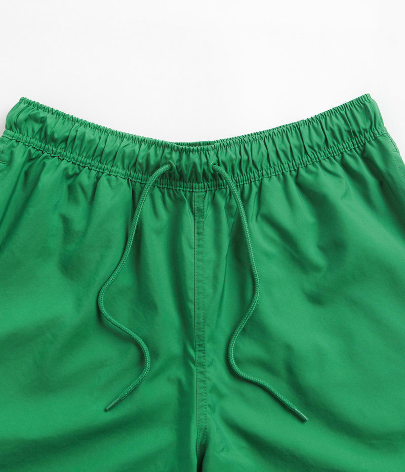 Nike Club Woven Flow Shorts in Malachite and White