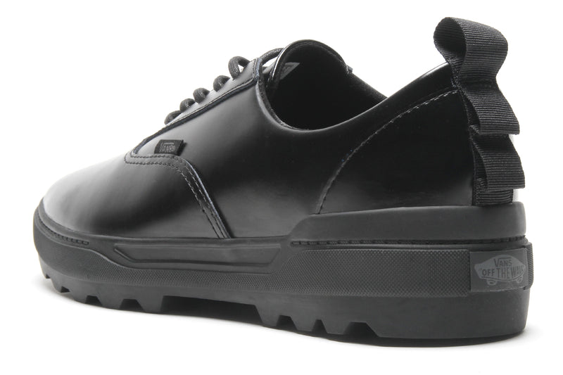 Colfax Low (Leather)