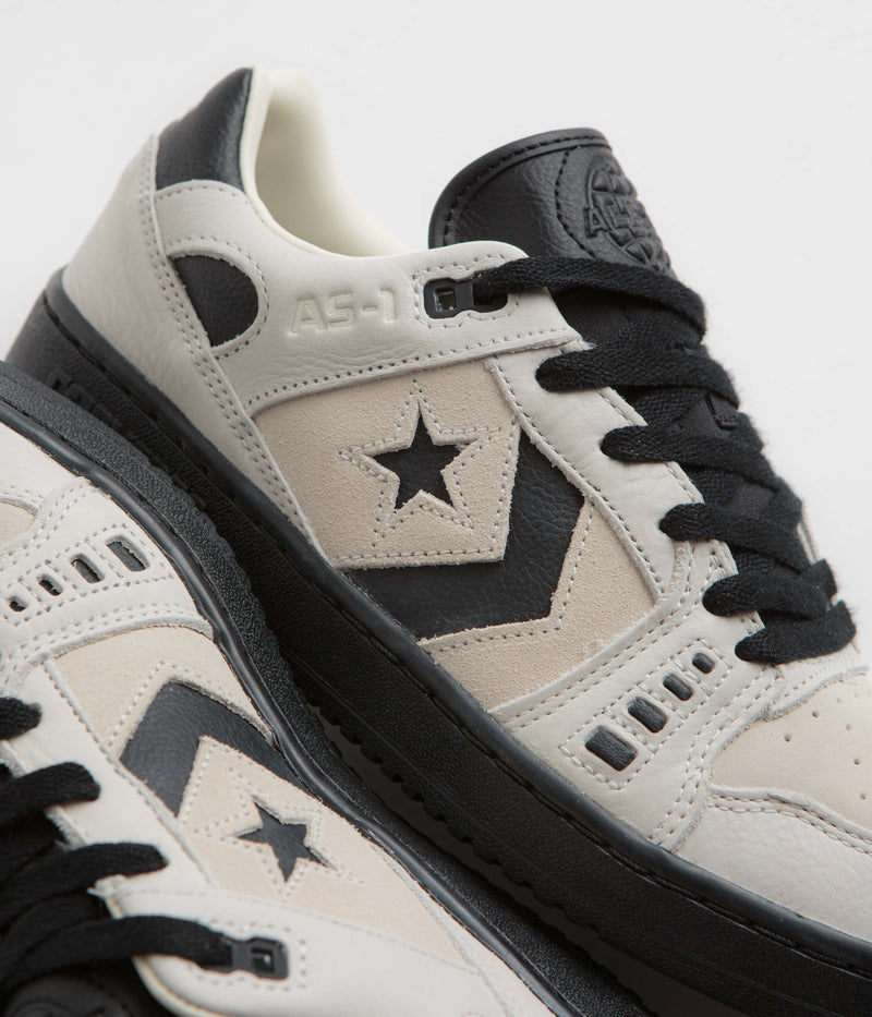 Converse AS-1 Pro Shoes in Egret and Black / Black