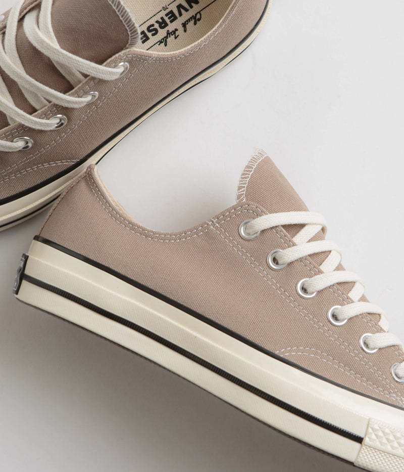 Converse Chuck 70 Ox Shoes in Vintage Cargo and Egret / Black