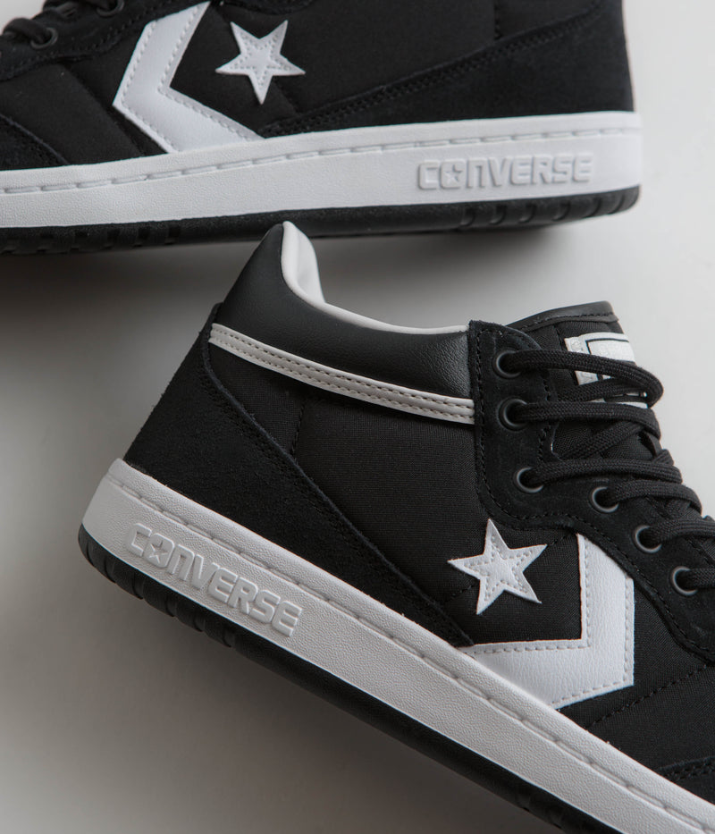 Converse Fastbreak Pro Mid Shoes in Black and White / Black