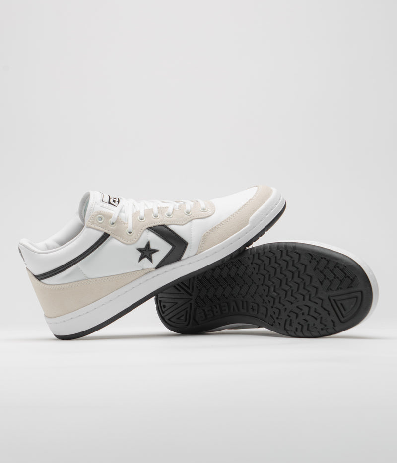 Converse Fastbreak Pro Mid Shoes in White and Black / Egret