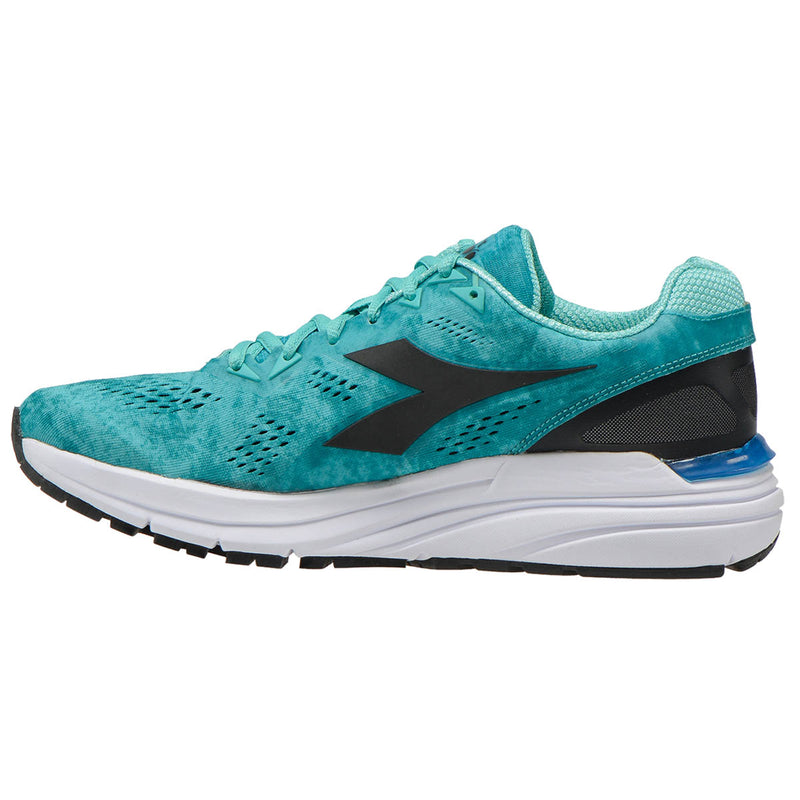 Diadora Mythos Blushield 3