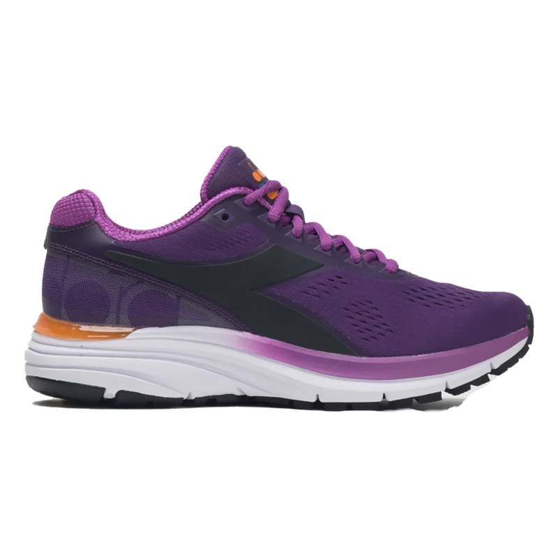 Diadora Mythos Blushield 5