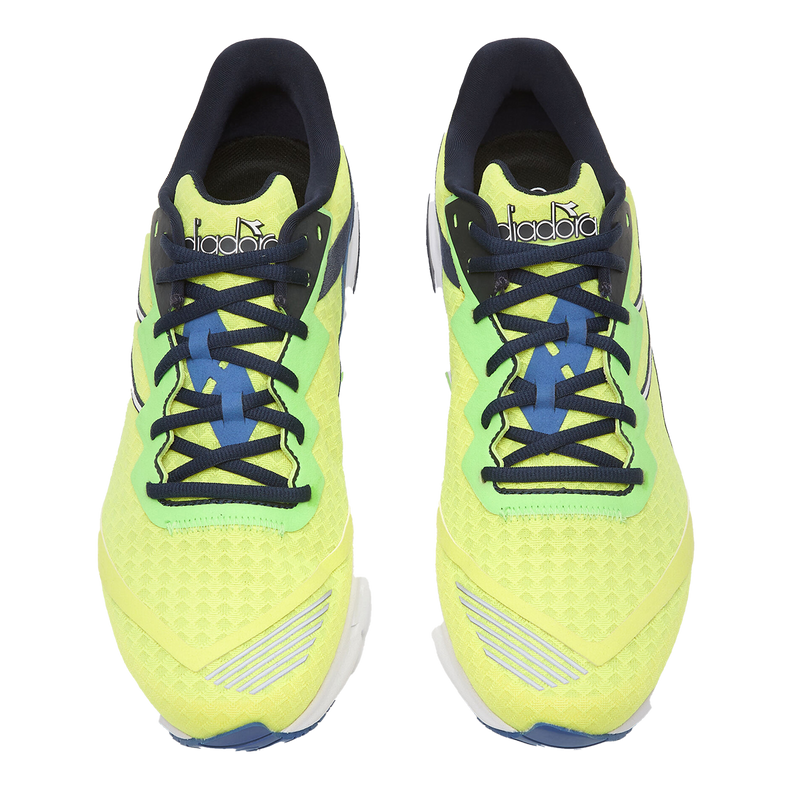 Diadora Mythos Blushield Volo 2