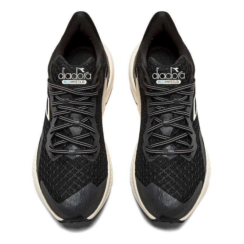 Diadora Mythos Blushield Volo 3 Glam