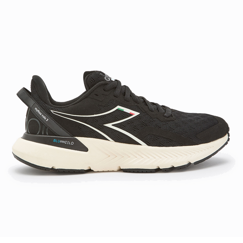 Diadora Mythos Blushield Volo 3