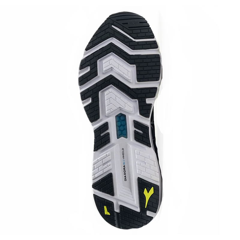Diadora Mythos Blushield Volo