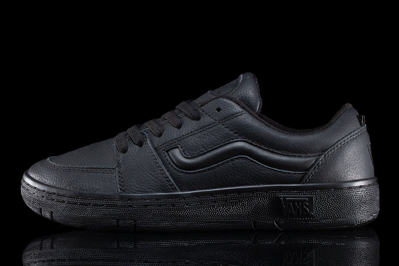 Vans Fairlaine (Leather)