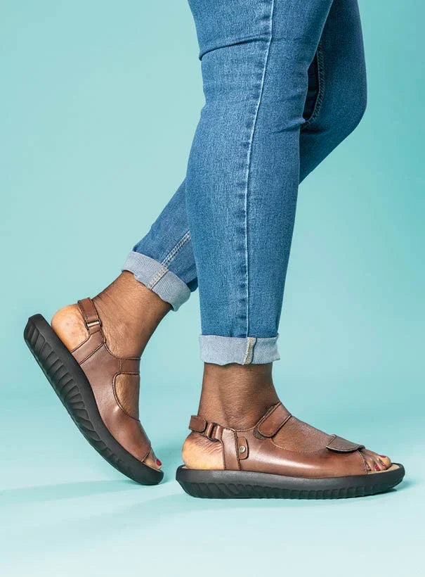 Women's Wolky Feel XW in Cognac. Sku: 00890-50430
