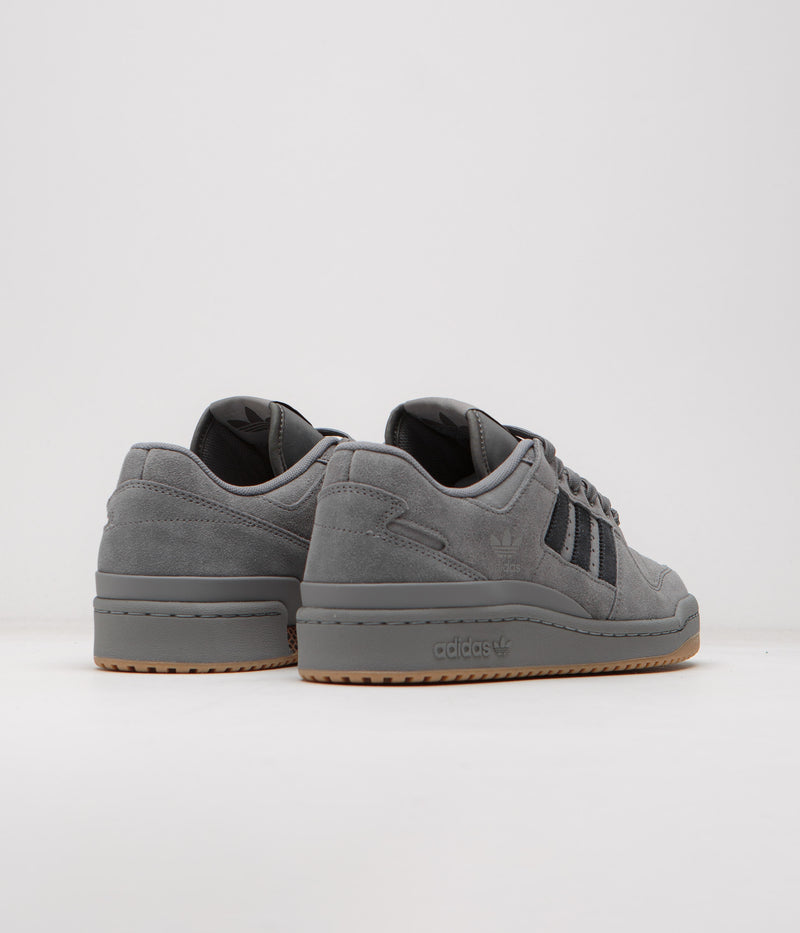 Adidas Forum 84 Low ADV Shoes in Grey Four and Carbon / Grey Three