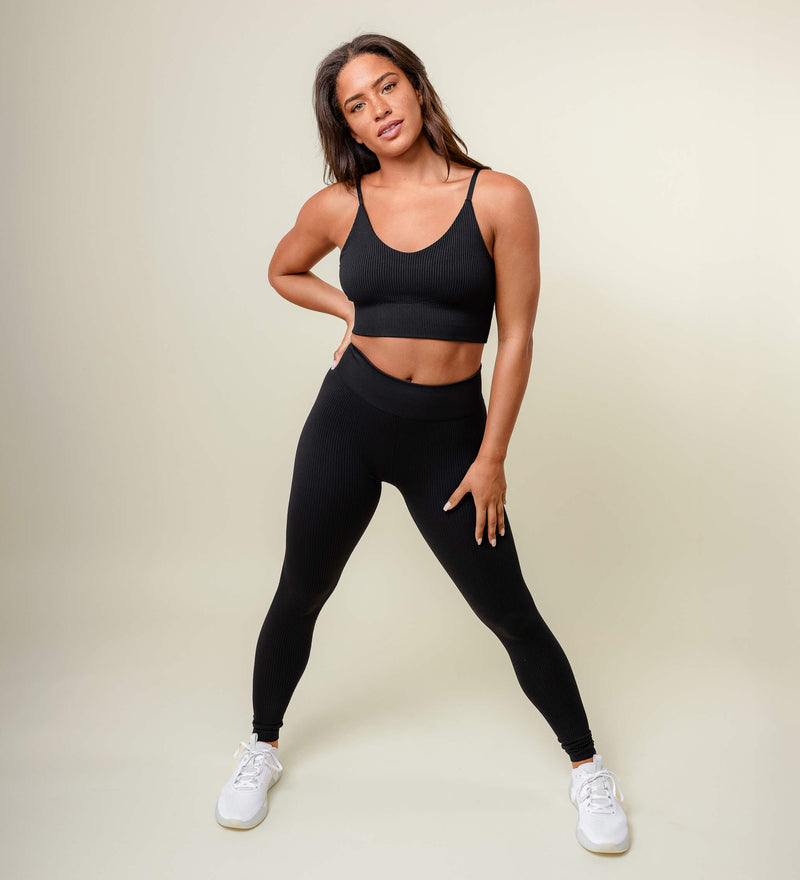 High-Rise Aura Tight 26"
