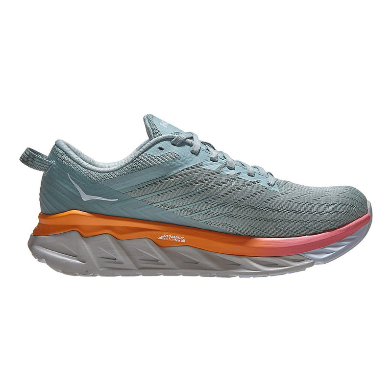 Hoka Arahi 4