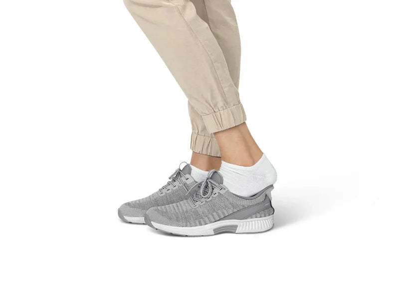 Women's Orthofeet Kita Hands Free in Grey. Sku: 80013-2E