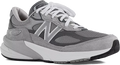 Men's New Balance Footwear in Black/ White. Sku: M990GL6-4E