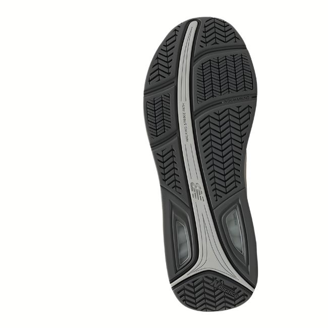 Men's New Balance Footwear in White Leather. Sku: MW928WT3-4E