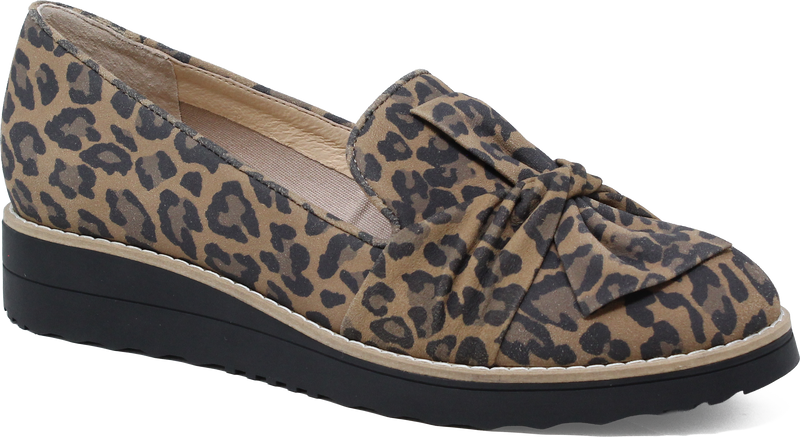 Women's Django & Juliette Oclem in Camel Leopard Suede. Sku: DJ16743K13SU