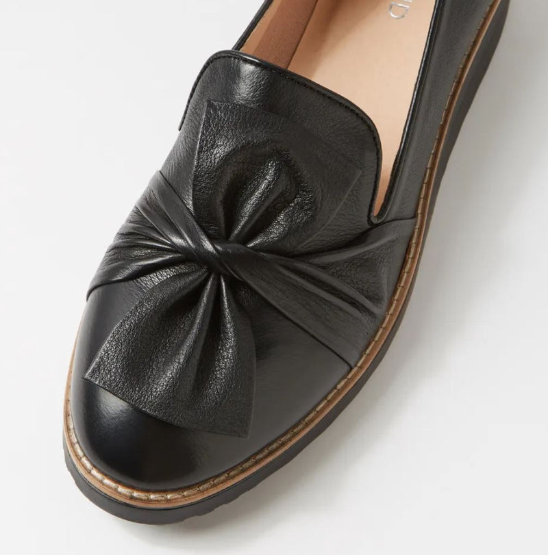 Women's Django & Juliette Oclem in Black Leather/ Black Sole. Sku: DJ16743B75LE