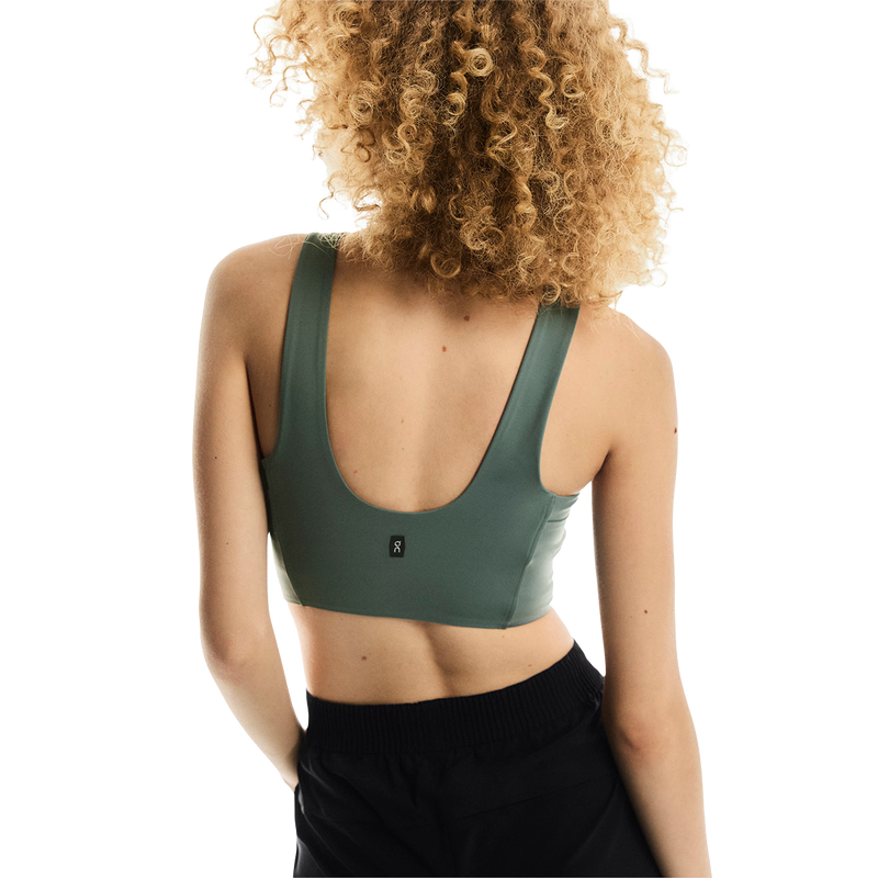 ON Core 2-in-1 Crop