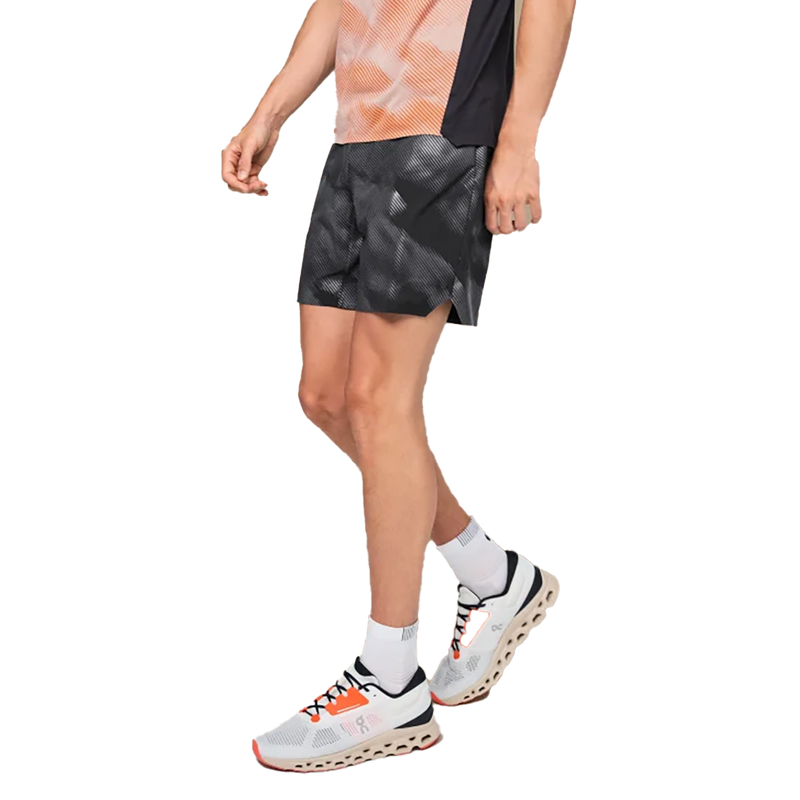 ON Lightweight Lumos Short