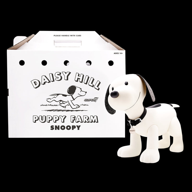 Super7 Peanuts Supersize - Snoopy (Newsprint Grayscale)