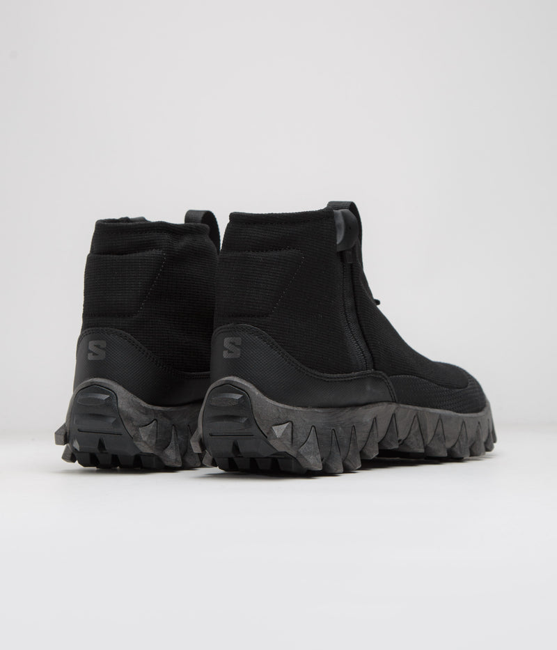 Salomon Snowclog Mid Shoes in Black and Black / Black
