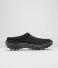 Salomon Snowclog Shoes in Black and Black / Asphalt
