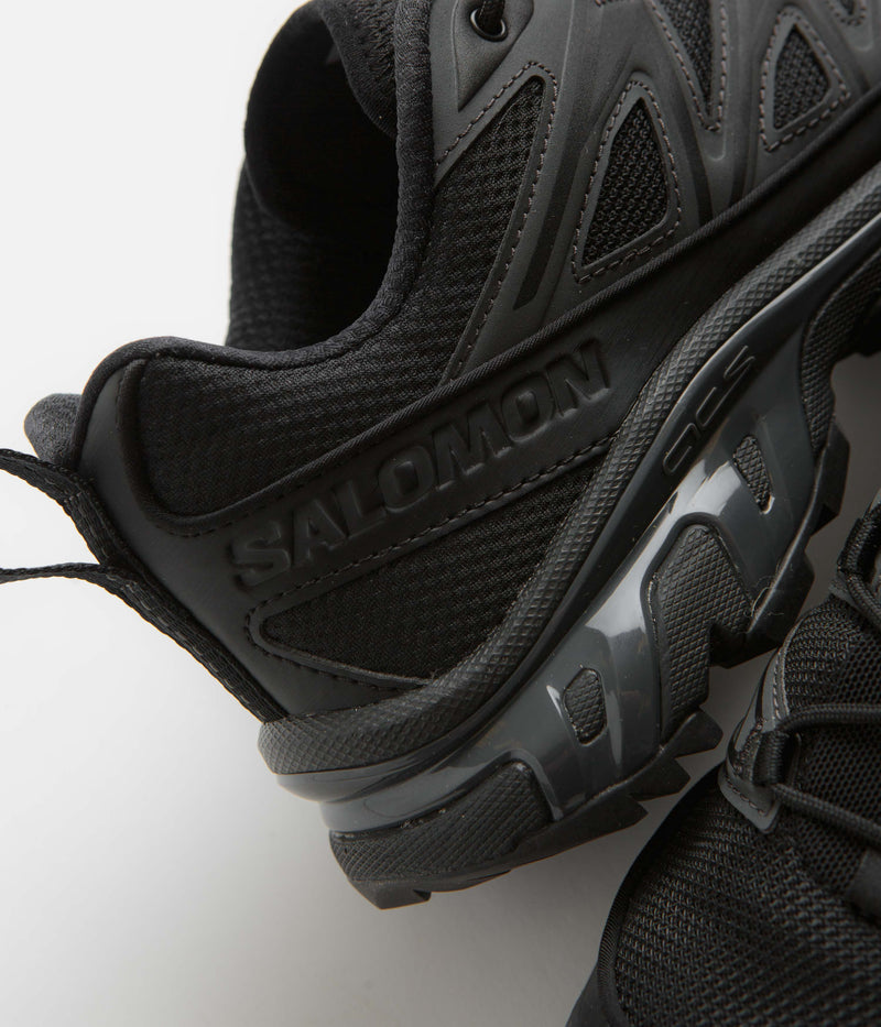 Salomon XT-6 Expanse Shoes in Black and Ebony / Magnet