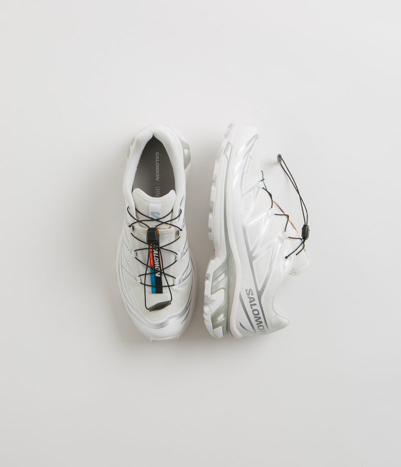 Salomon XT-6 GTX Shoes in White and White / Silver