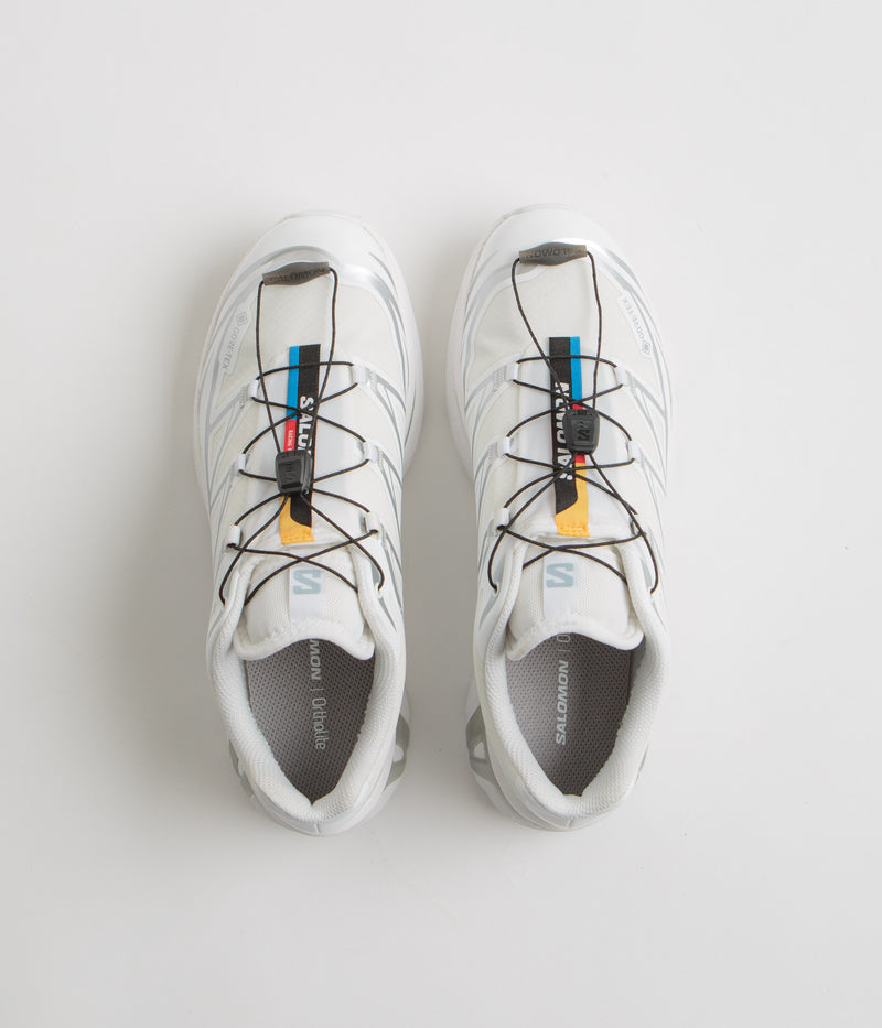 Salomon XT-6 GTX Shoes in White and White / Silver
