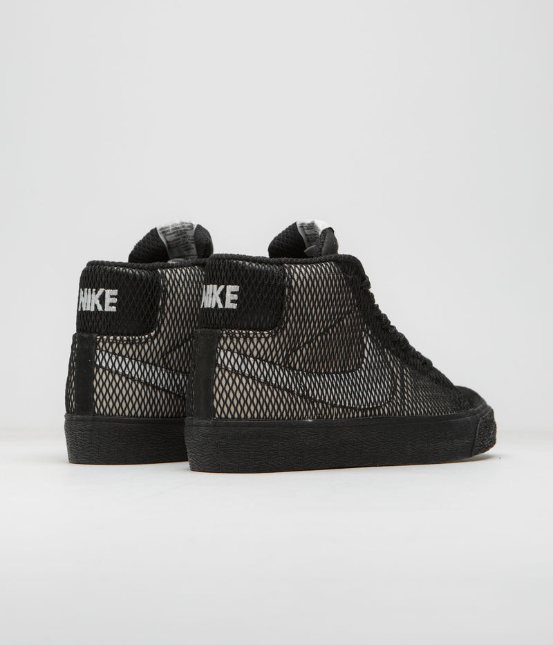 Nike SB Blazer Mid Premium Shoes in White and Black and White - Black
