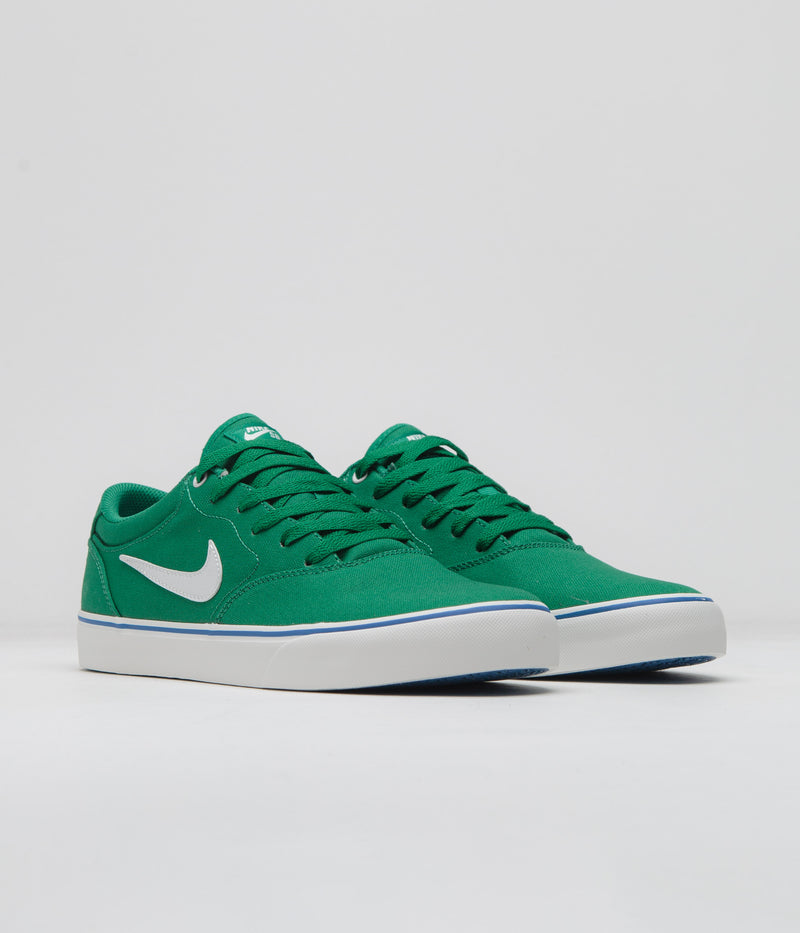 Nike SB Chron 2 Canvas Shoes in Malachite and Summit White and Malachite