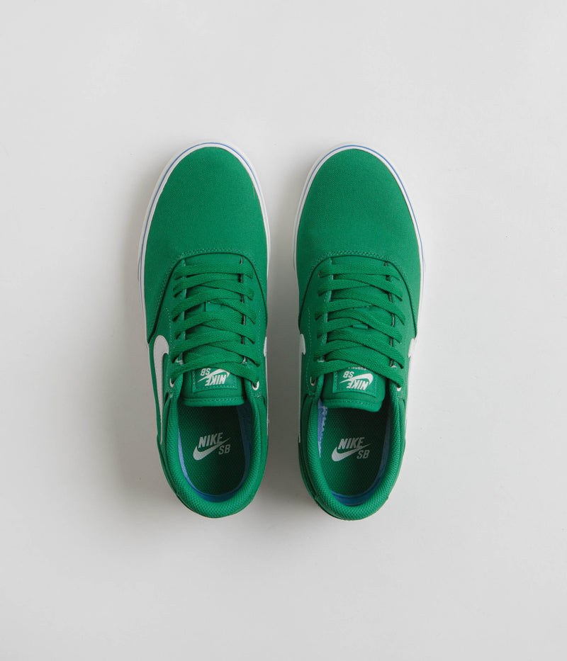 Nike SB Chron 2 Canvas Shoes in Malachite and Summit White and Malachite