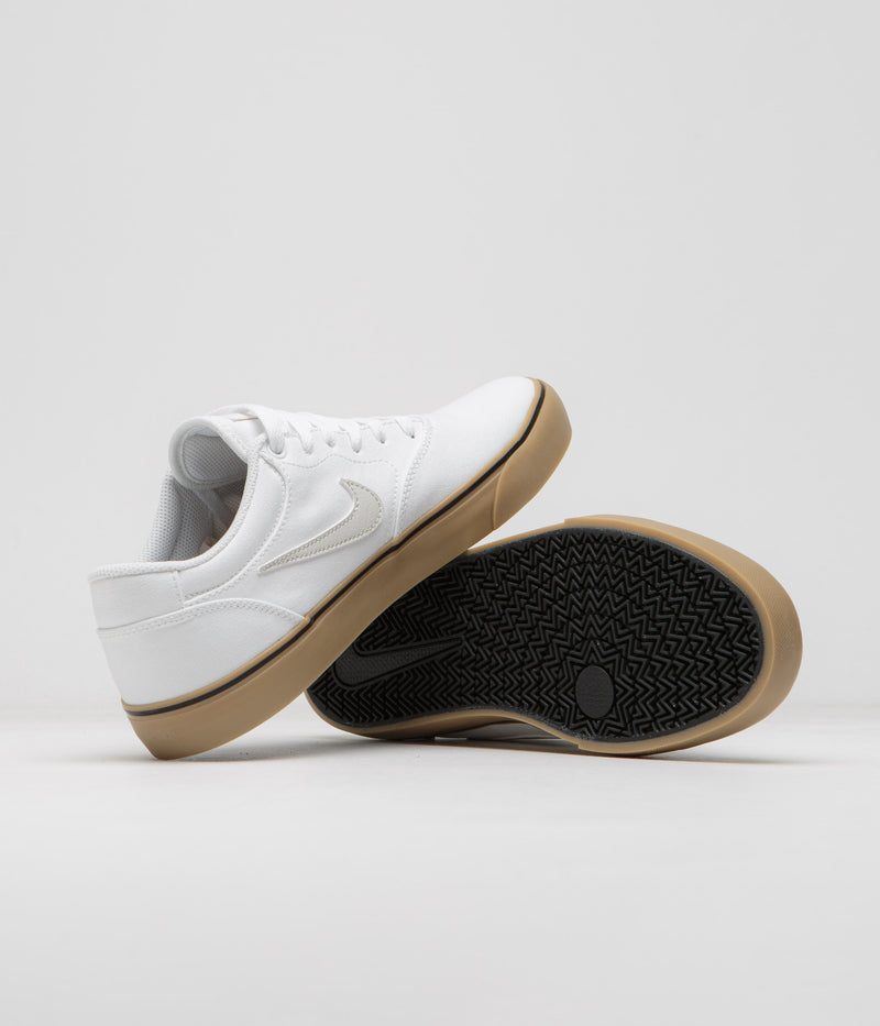 Nike SB Chron 2 Canvas Shoes in White and Light Bone and White - Gum Light Brown