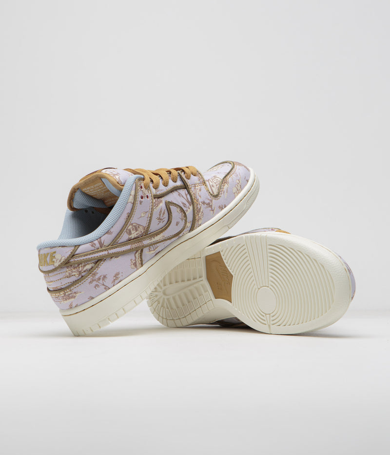 Nike SB City of Style Dunk Low Pro Premium Shoes in Football Grey and Coconut Milk and Khaki