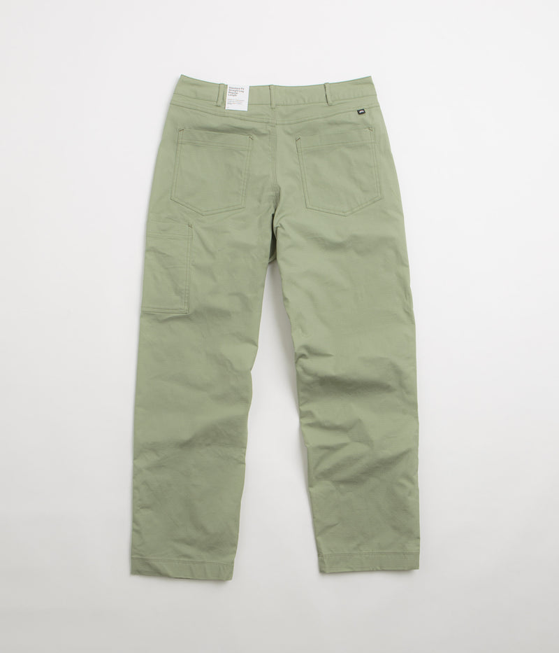 Nike SB Double Knee Pants in Oil Green