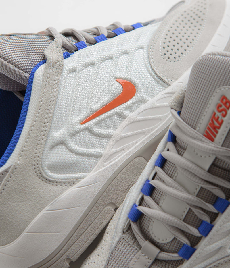 Nike SB Vertebrae Shoes in Summit White and Cosmic Clay and Platinum Tint